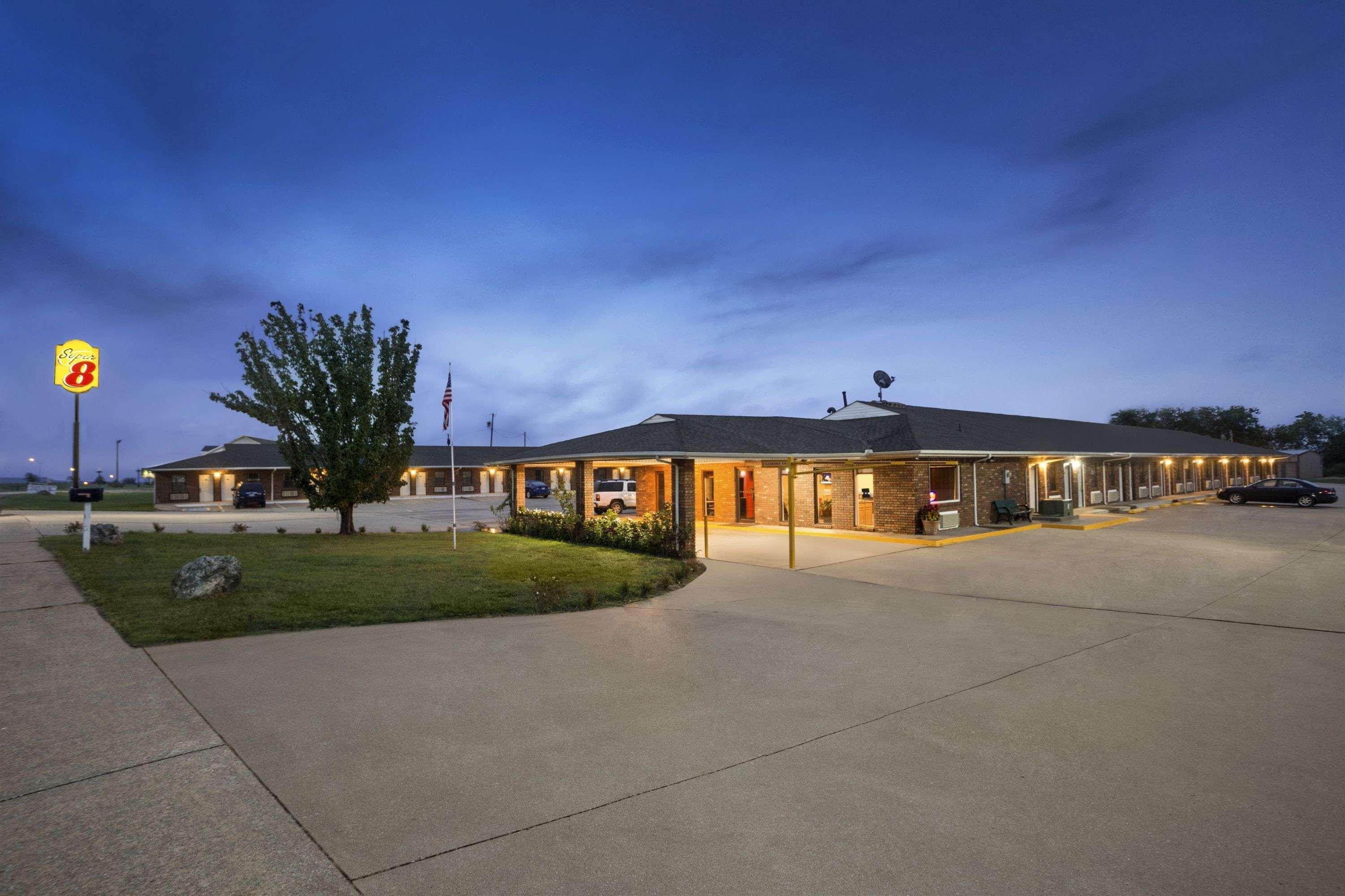 Super 8 by Wyndham Henryetta Motel Eksteriør billede